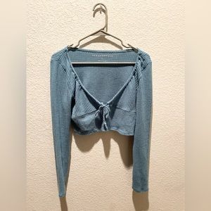 Aeropostale turquoise long sleeve crop top